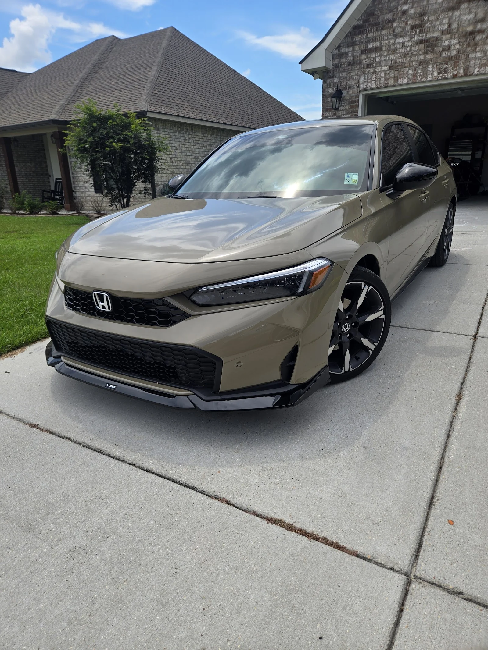 Honda Civic tint and detail by Exclusive Tint&Audio